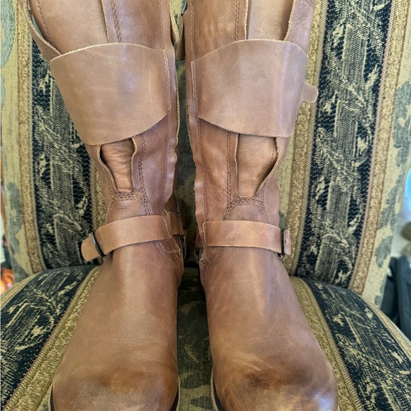 Gee Wawa Women Moto Biker Buckle Brown Rustic Leather Riding Boots size 8.5 - Picture 5 of 11